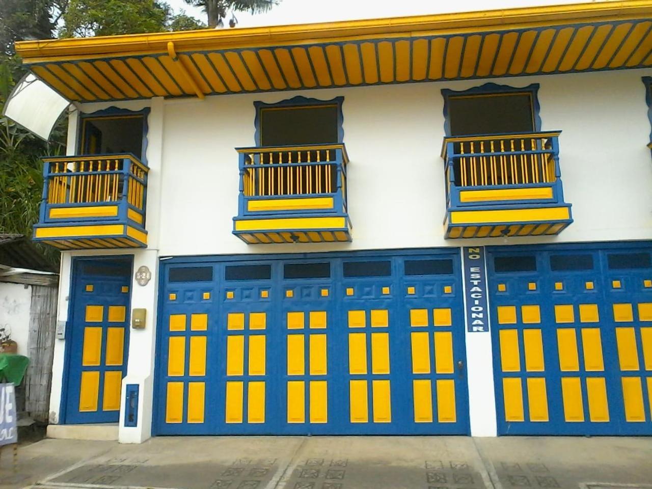 Hospedaje Camino Real A 150 Mts Del Centro Саленто Экстерьер фото