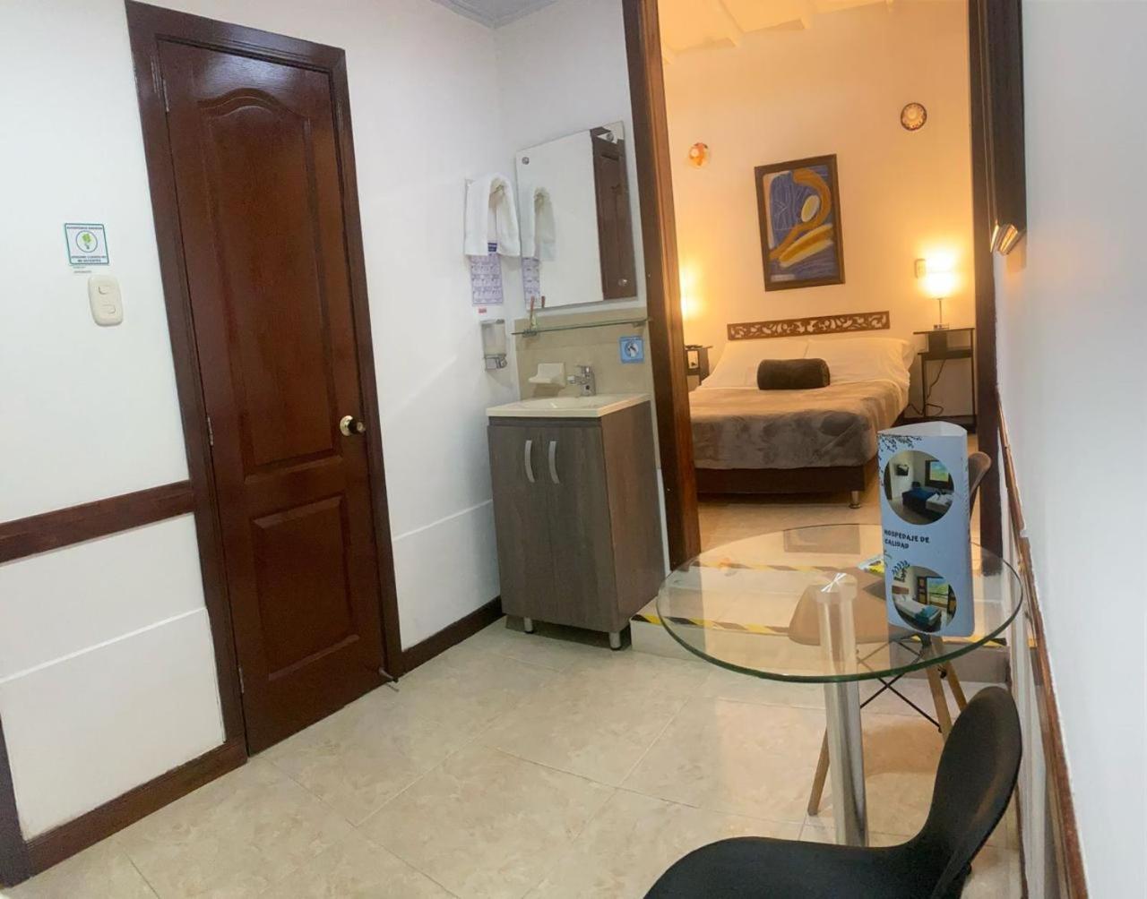 Hospedaje Camino Real A 150 Mts Del Centro Саленто Экстерьер фото