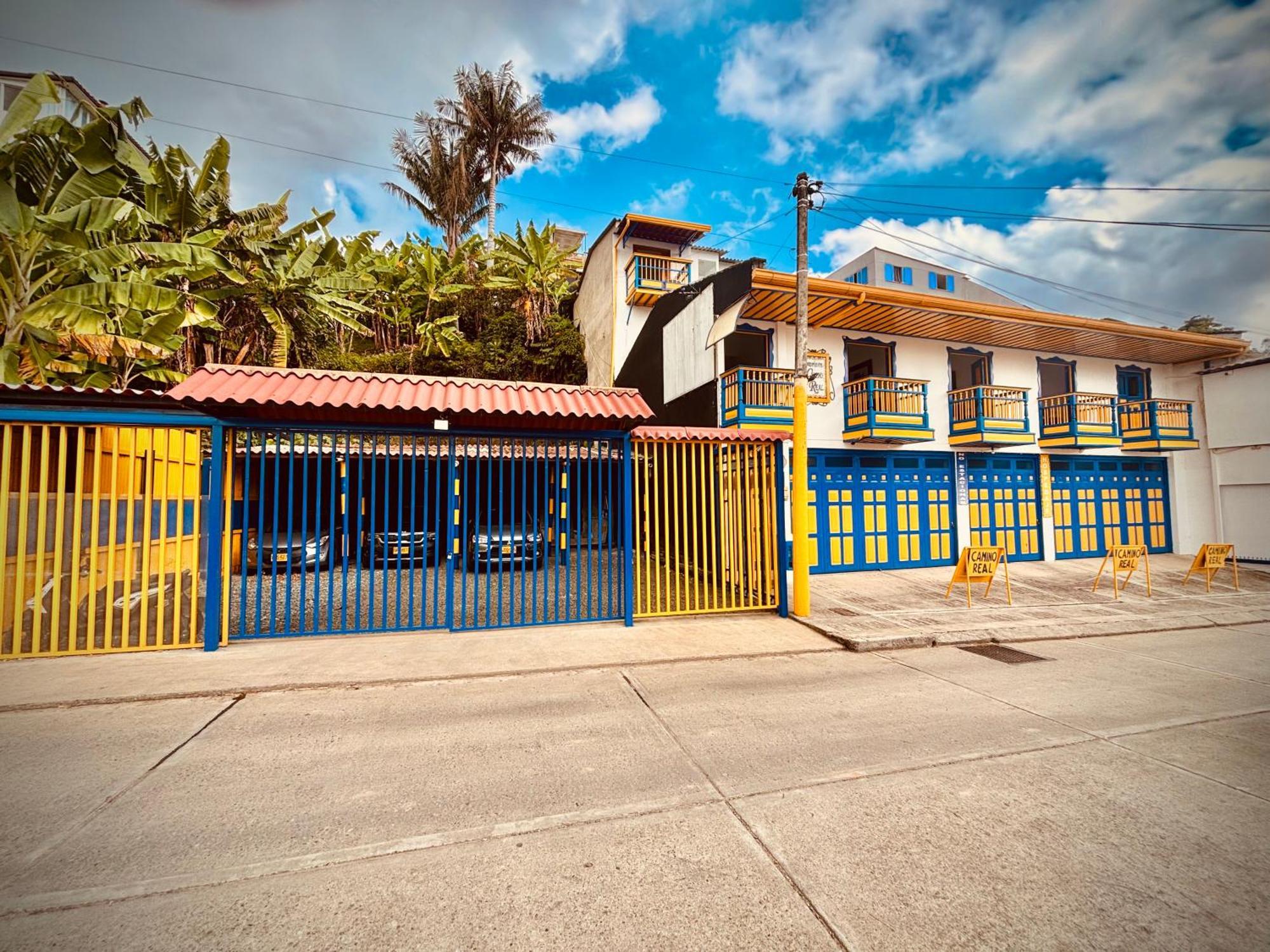 Hospedaje Camino Real A 150 Mts Del Centro Саленто Экстерьер фото
